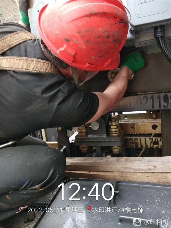 懷化市德邦工程機(jī)械有限公司,湖南建筑起重機(jī)械的租賃,湖南施工升降機(jī)租賃,湖南塔式起重機(jī)租賃 懷化市德邦工程機(jī)械有限公司,湖南建筑起重機(jī)械的租賃,湖南施工升降機(jī)租賃,湖南塔式起重機(jī)租賃