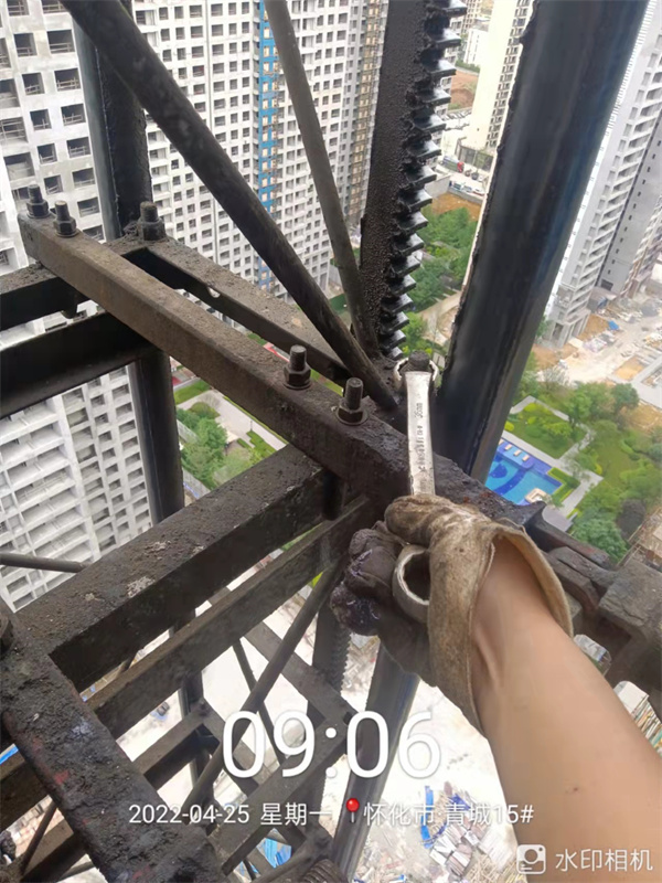 懷化市德邦工程機械有限公司,湖南建筑起重機械的租賃,湖南施工升降機租賃,湖南塔式起重機租賃 懷化市德邦工程機械有限公司,湖南建筑起重機械的租賃,湖南施工升降機租賃,湖南塔式起重機租賃